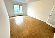 Wunderschöne, frisch kernsanierte 2-Zimmer Wohnung im 1. Liftstock in Top Lage mit 59m²!