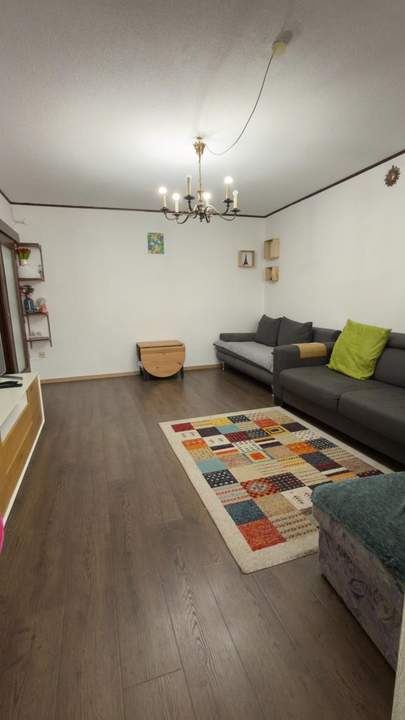 "Mietwohnung mit Charme und Aussicht – 84 m² in Wien"