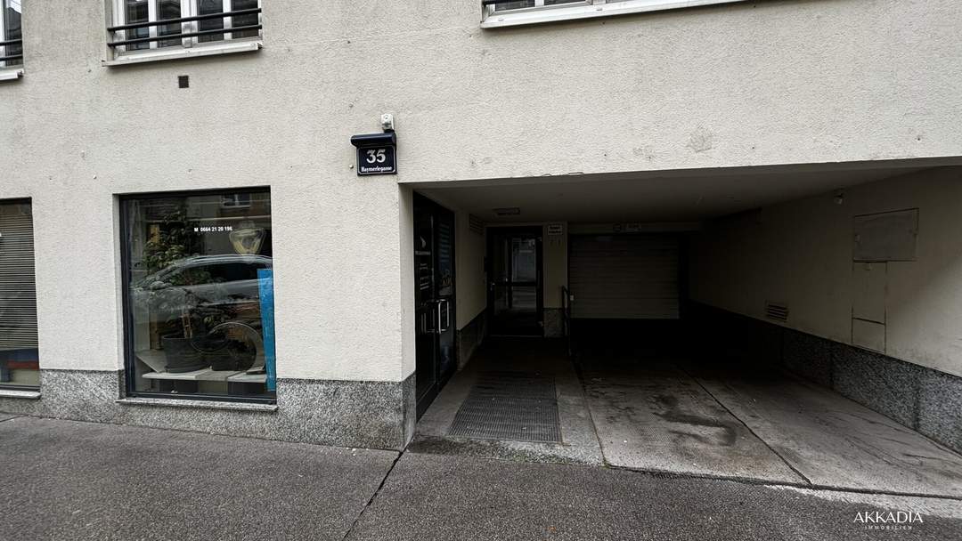 Tiefgaragenstellplatz in der Haymerlegasse 35, 1160 Wien