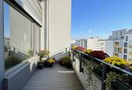 Tokiostraße: 4 Zimmer-Maisonetten-Wohnung mit einer Loggia und Terrasse + optionaler Garagenstellplatz!