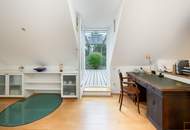 Gartentrakt in Grinzing: Penthouse auf Jahrhundertwendehaus mit großen Terrassen und Grünblick
