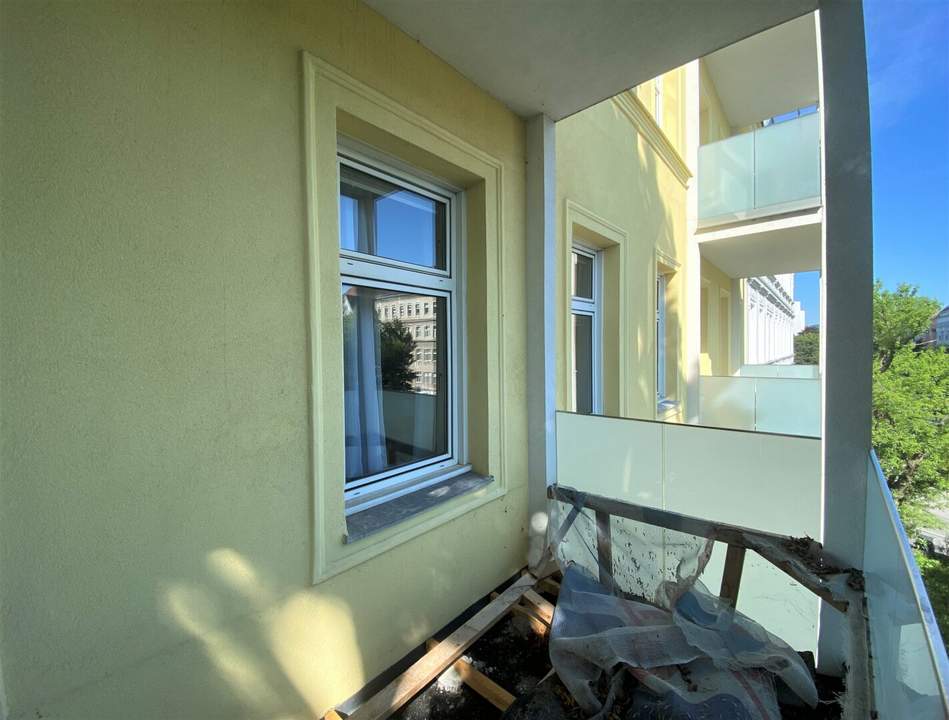 Altbau, ca. 180 m2, 2 Balkone, in der Nähe des Praters und Donau!