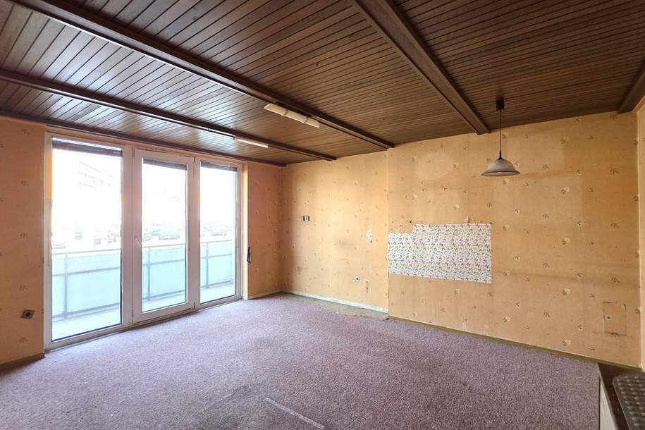Sanierungsbedürftige 1+ Zimmer Wohnung mit großer Loggia in U-6 Nähe - Hochparterre, Wohnung-kauf, 145.000,€, 1200 Wien 22., Donaustadt