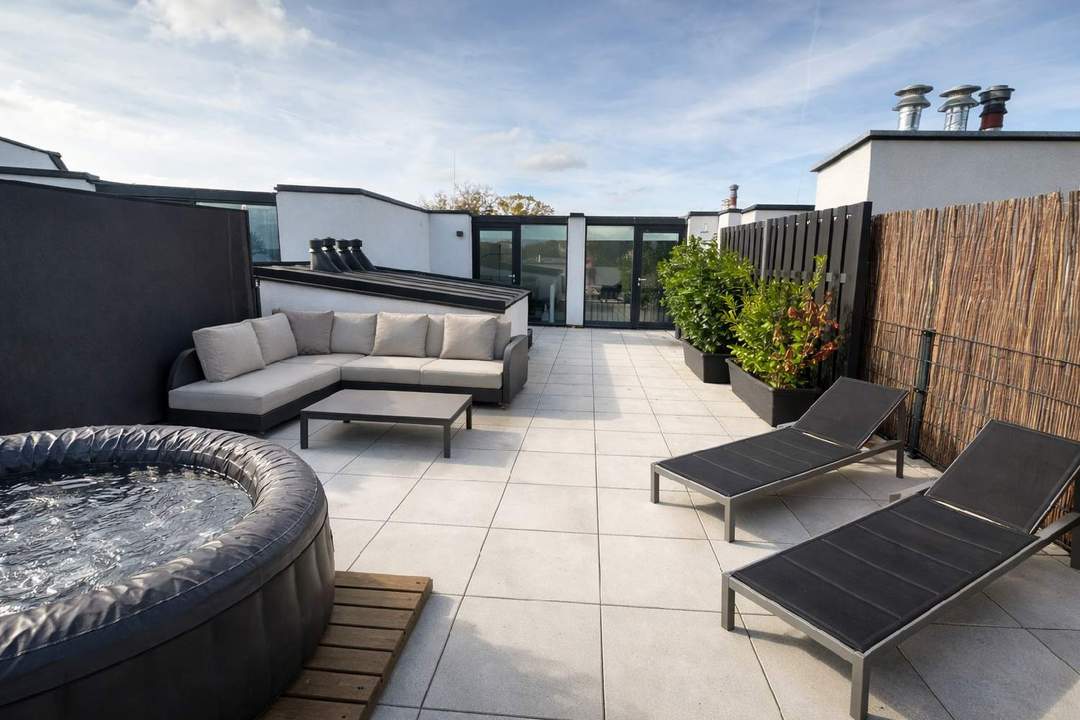 Exklusive Dachgeschosswohnung mit Galerie & XXL-Dachterrasse in Süßenbrunn