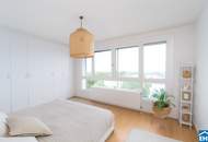 Lichtdurchfluteten Dachgeschoß-Maisonettewohnung mit traumhafter Terrasse und Grünblick!