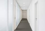 Erstbezug! Geräumiges 4-Zimmer Büro in Toplage