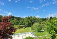 Einfamilienhaus mit Pool, Garten & Aussicht – Praxis & Mietpotential