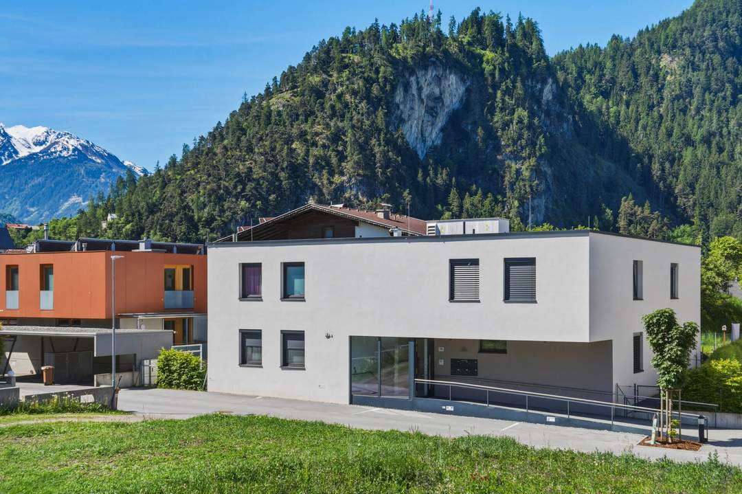 Hochwertig ausgestattete 2-Zimmer-Gartenwohnung in Arzl zu verkaufen!