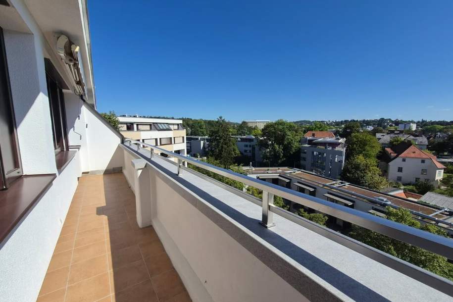 Penthouse in Geidorf: 3 Zimmer, 2 Loggien &amp; Fernblick, Wohnung-kauf, 259.000,€, 8010 Graz(Stadt)