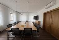 GELEGENHEIT MIT ENTWICKLUNGSCHANCE: EHEMALIGE ZENTRALE DER RAIFFEISENBANK WAGRAM-SCHMIDATAL SUCHT EINEN NEUEN EIGENTÜMER MIT KREATIVITÄT