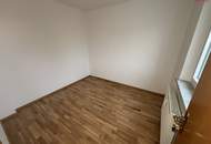 Außergewöhnliche 4-Zimmer-Familienwohnung in idyllischer Grünlage: im letzten Stockwerk mit Weitblick, durchdachter Raumaufteilung und unschlagbarem Preis!