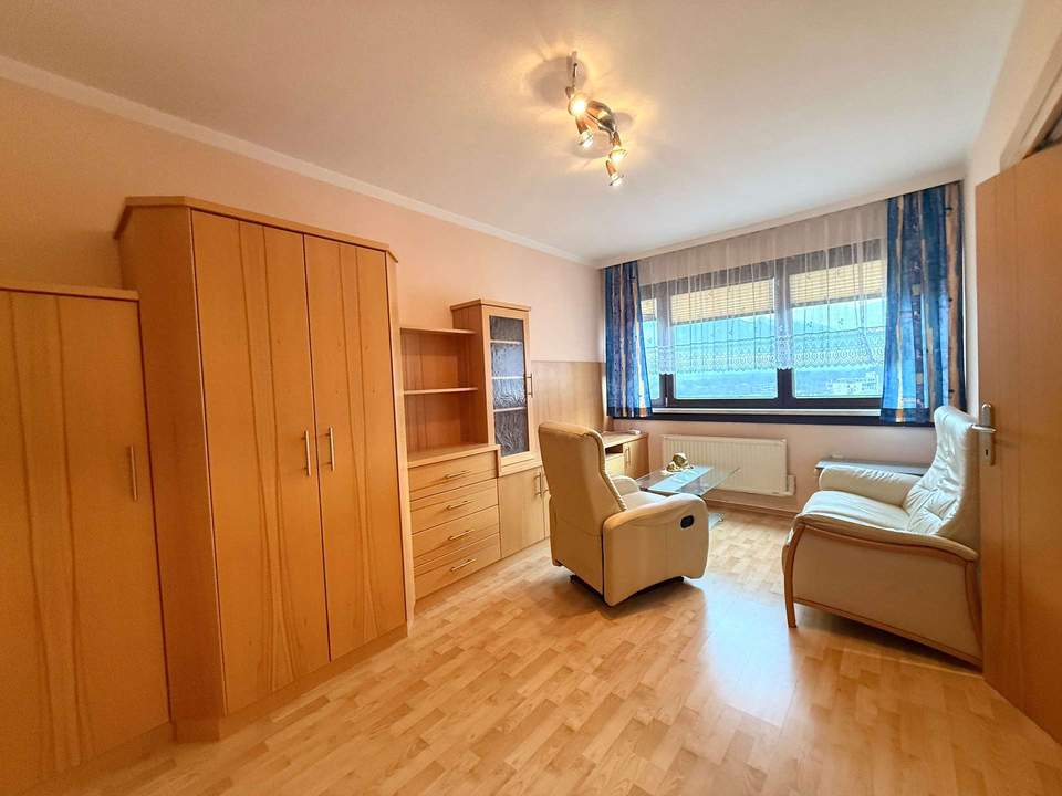2 Zimmer Wohnung mit Stadtblick