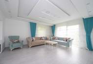 Innen sanierter, unterkellerter Bungalow mit 5 Zimmern und 1531 m² Grundstück in zentraler Lage!