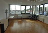 Große Halle mit mit 1272 m² plus 360 m² Büro im Gewerbepark Primetzhofer