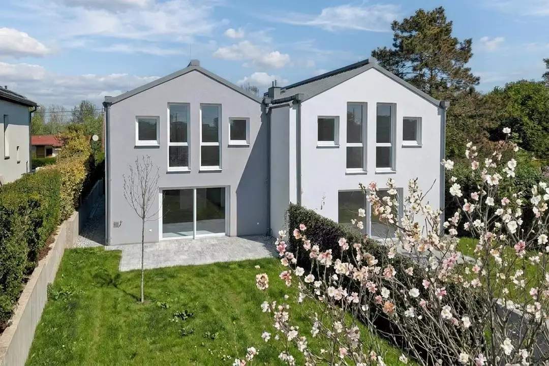 HausNr. 132A Leben am See in Wien - Einfamilienhaus in einzigartiger Lage im privaten Seeareal!