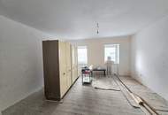 Wohnen, Arbeiten, Genießen – vielseitiges Zuhause in Vierkanthof-Struktur mit begrüntem Innenhof und großer Einfahrt