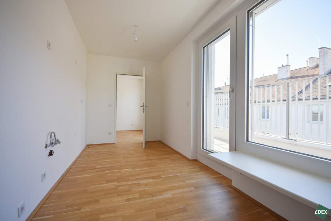 UMS ECK 51 – Ideale 2 Zimmer-Wohnung mit separater Küche und Terrasse