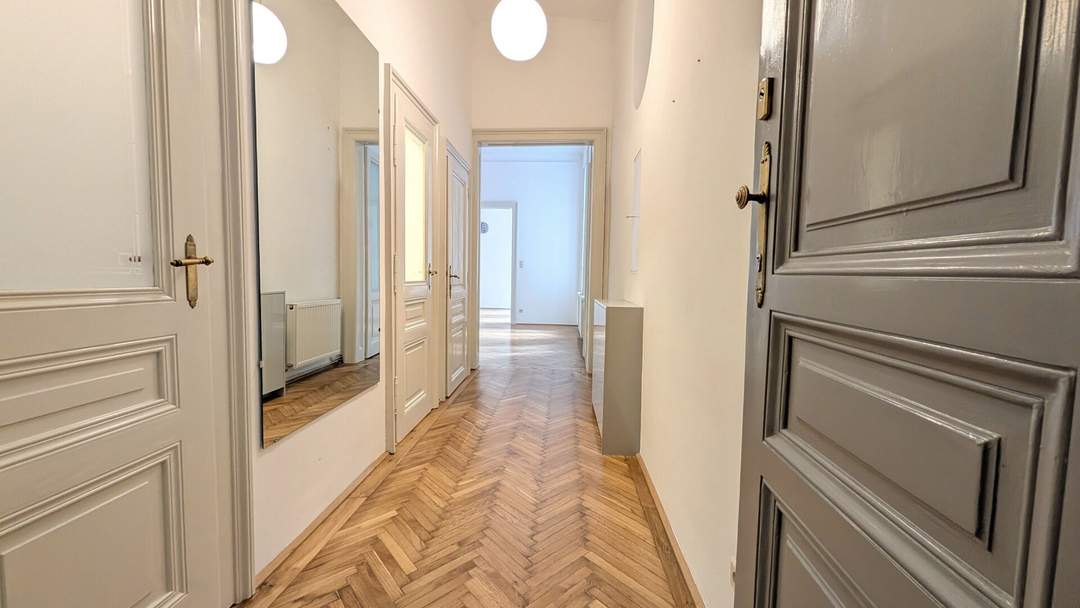 Gepflegtes 2-Zimmer Akademiker-Singleapartment, Nähe Parlament/Rathaus und Universitäten