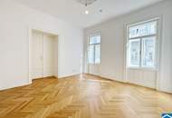 Sanierter Stilaltbau mit exklusivem Dachaubau – Wohnen über den Dächern des Dritten