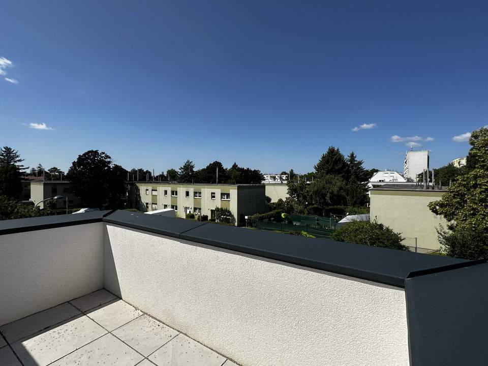 ERSTBEZUG! Moderne 3-Zimmerwohnung mit Terrasse und Balkon Nähe U1