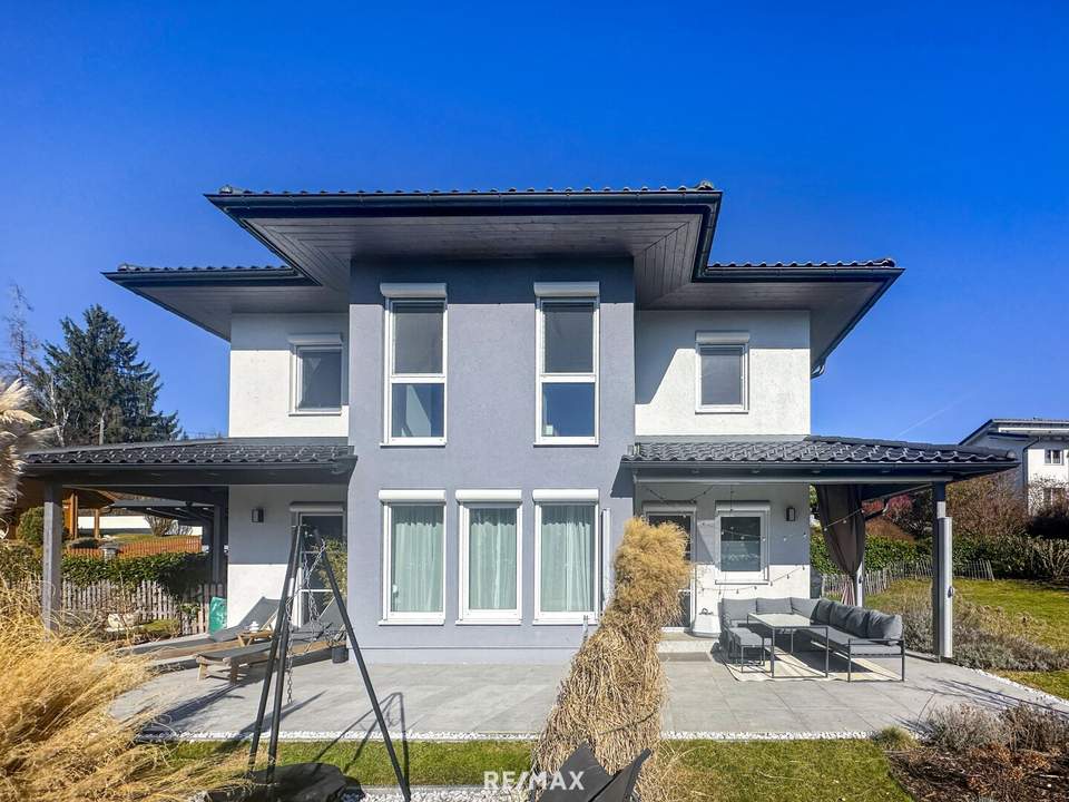 modernes Einfamilienhaus in erhöhter, sonniger Lage