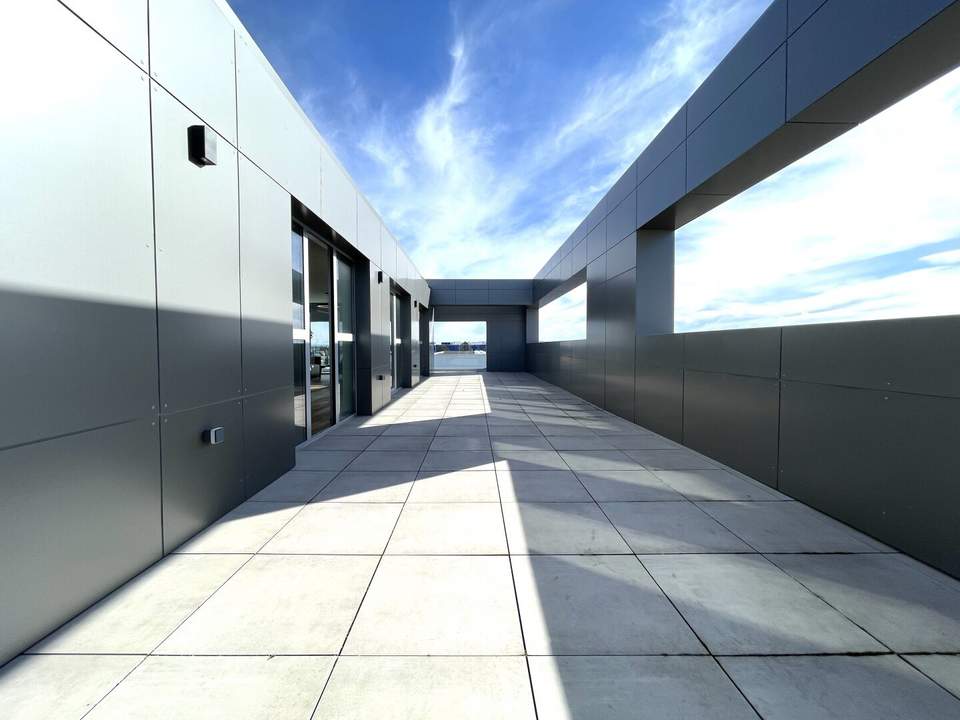 Exklusive Co-Working Büros mit Traumterrasse im Gewerbepark Stadlau – Hochwertige Ausstattung für Ihr Business