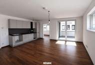 "Wohnung mit Balkon und Parkplatz"