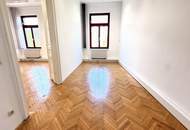 Klassisch-schönes ALTBAU- Büro mit BALKON zur Mariahilfer Straße in unmittelbarer U3-Nähe