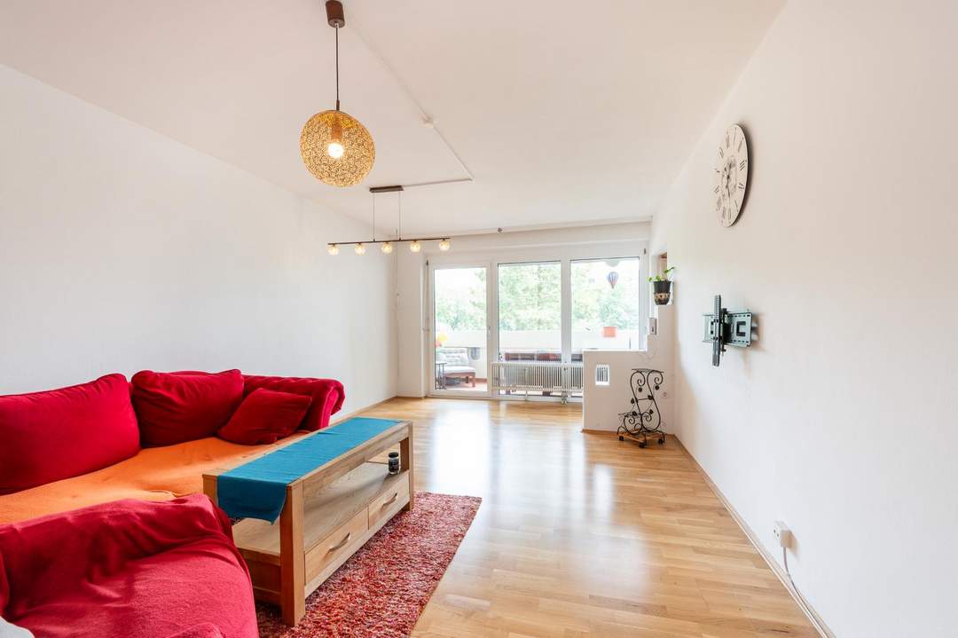 Helle 4-Zimmer-Wohnung mit Balkon in St.Peter