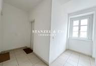 ZENTRALES 2 ZIMMER ALTBAUAPARTMENT MITTEN IM DRITTEN