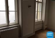 Unbefristet: Elegante 4 Zimmer Altbauwohnung
