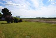 Ruheoase nahe Wien - Charmantes Sommerhaus mit direktem Wasserzugang