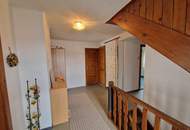Solides Einfamilienhaus mit Charme und modernisierter Technik