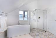 Wunderschöne, großzügige Dachgeschosswohnung in sanierter Stadtvilla – zentrale Lage in Bad Ischl