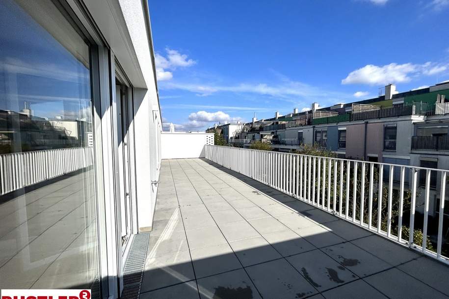 AKTION - Ein Monat Mietfrei -3 Zimmer DG Wohnung mit 42m² Dachterrasse ab sofort verfügbar, Wohnung-miete, 1.121,47,€, 1210 Wien 21., Floridsdorf