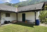 Großzügiges sanierungsbedürftiges Wohnhaus