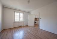 ++NEU++ 2-Zimmer Altbau-Wohnung zum Sanieren – entfalten Sie Ihr Wohntraum-Potenzial!