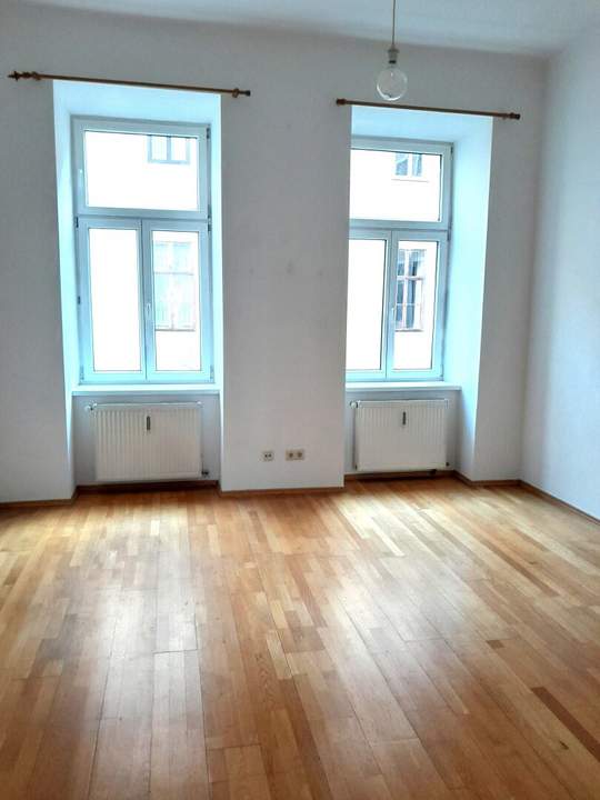 2., Nette Startwohnung für Studenten in HOFRUHELAGE! Leider kein Blick!