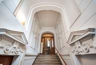 Sanierungsbedürftiger Stilaltbau mit Balkonoption!