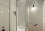 Sanierungsbedürftige 2 Zimmer Wohnung | Loggia ca.11,86m² | 1. Liftstock