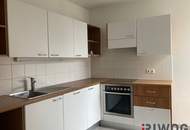 3 Zimmer-Penthouse-Wohnung mit Balkon in den grünen Innenhof gerichtet