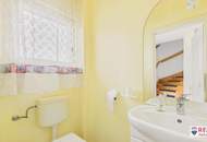 Einzugsbereites Haus mit großer Garage und großzügigem Grundstück