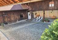 Wunderschöner Dreikanthof in Ruhelage mit Reithalle