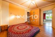 Tolles Familiendomizil mit viel Platz in grüner Lage mit Swimming-Pool, Sauna, Garten.
