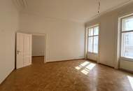 UNBEFRISTET - Repräsentative 9-Zimmer Altbauwohnung mit Balkon und Blick auf das Rathaus – ca. 293 m² in bester Innenstadtlage - auch ideal als Büronutzung