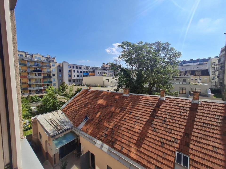 "3 Zi. mit 9 m² Loggia"