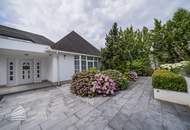 Villa mit Nebengebäude und Pool in Top-Ruhelage