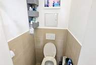 Neuer Preis - Die Gelegenheit! Entzückende Altbauwohnung mit hofseitiger Terrasse bzw. Garten + Saniertes Altbauhaus mit großem Innenhof + Beste Infrastrukur und Anbindung! Jetzt zugreifen!