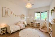 Brienne: Moderne Vierzimmer-Wohnung mit hofseitigem Balkon im Erstbezug (provisionsfrei)