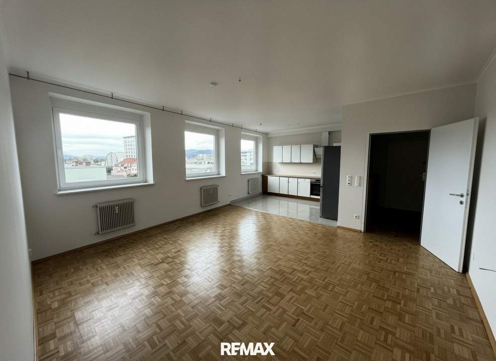 Modernisierte 3-Zimmer-Mietwohnung mit Panoramablick bis zu den Karawanken